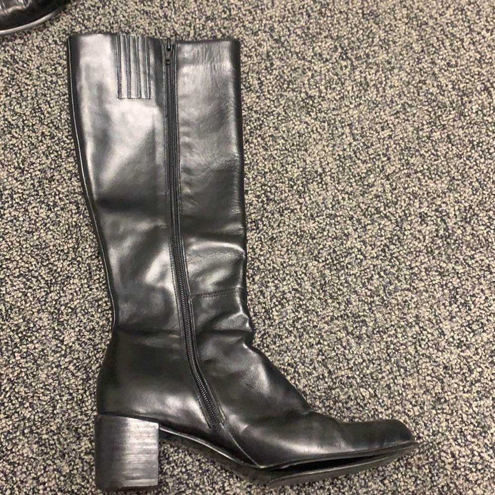 Glacee Black Leather tall, heeled boots 8.5 M - Picture 2 of 11